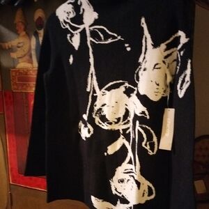 Chico's Black and White Floral Women's Sweater NWT